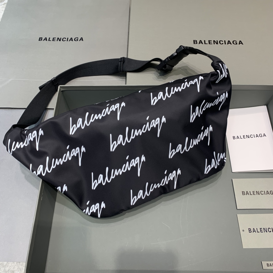 Balenciaga_Wheel_Logo_Wa